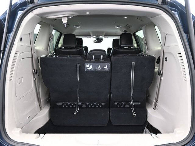 2021 Chrysler Pacifica Hybrid Touring L