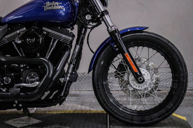 2015 Harley-Davidson Dyna Street Bob