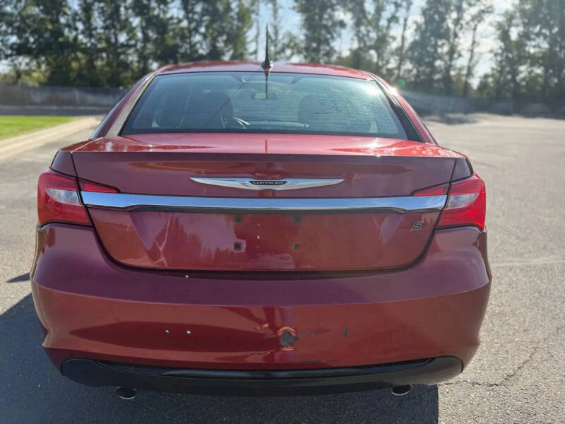 2013 Chrysler 200 Limited