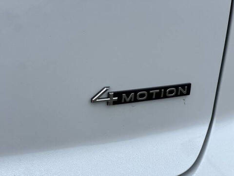 2026 Volkswagen Atlas Cross Sport SEL Premium R-Line 4Motion