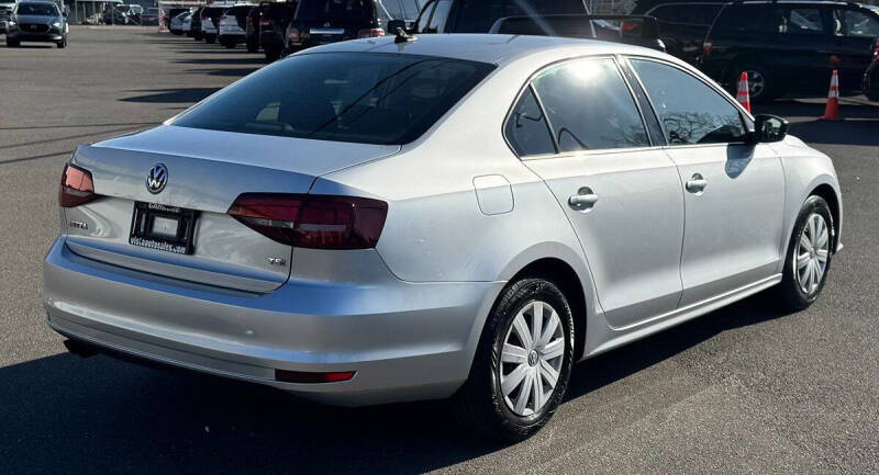 2016 Volkswagen Jetta