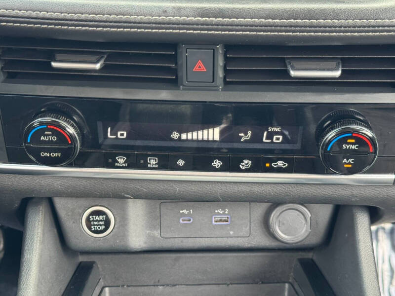 2023 Nissan Rogue SV