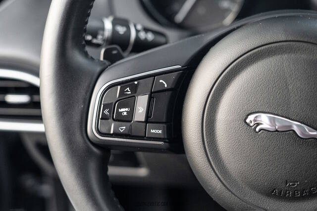 2018 Jaguar XE 25t Premium