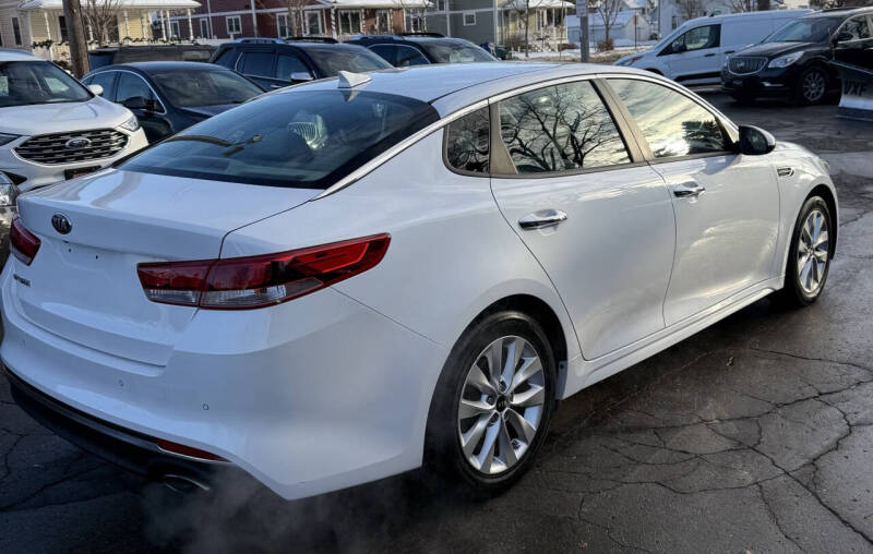 2018 Kia Optima LX
