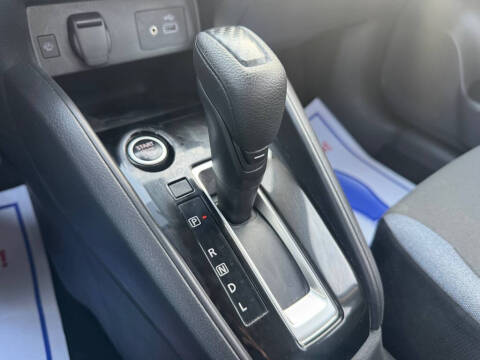 2023 Nissan Versa SV