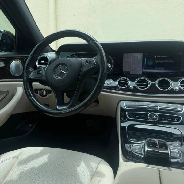 2017 Mercedes-Benz E-Class E 300 4MATIC