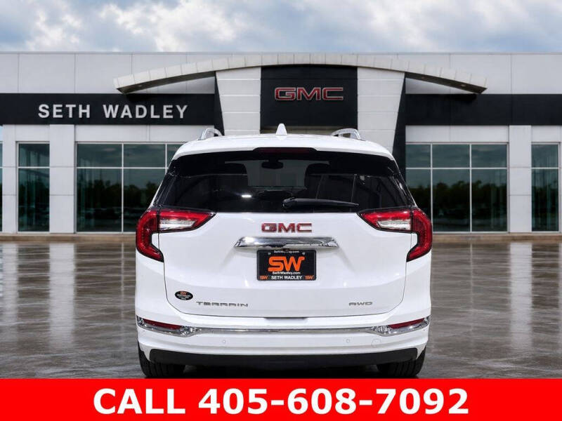 2024 GMC Terrain Denali