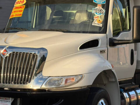 2020 International MV607