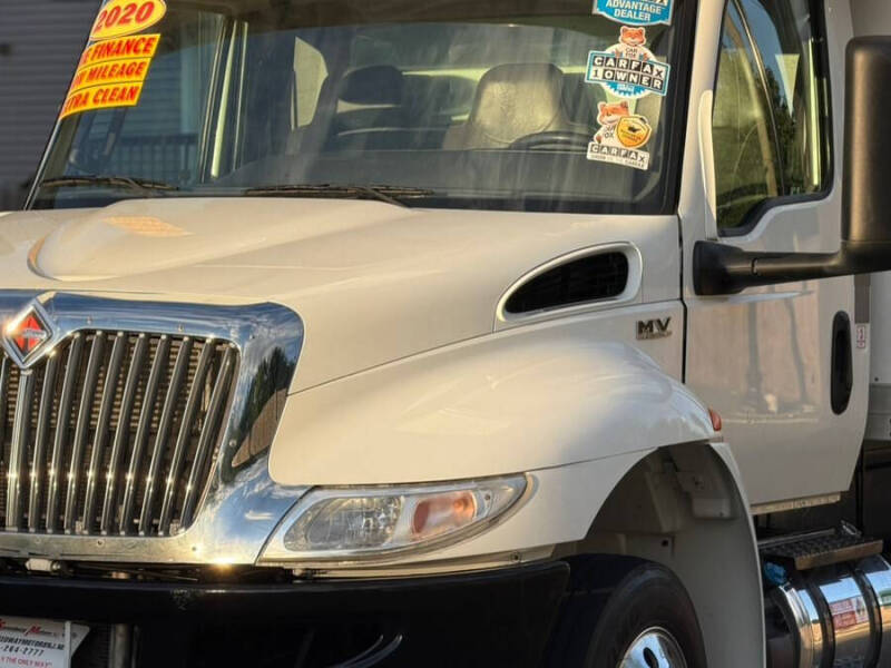 2020 International MV607