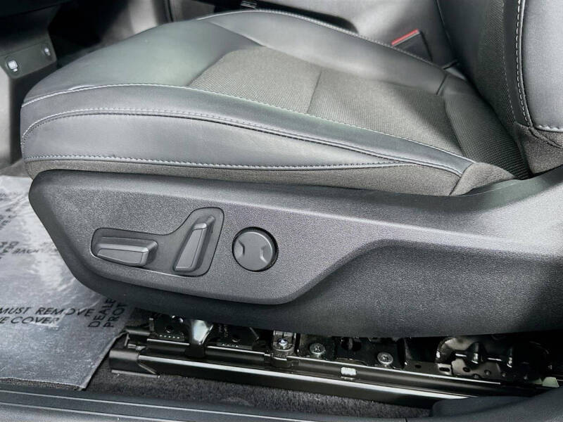 2024 Kia EV6 Light
