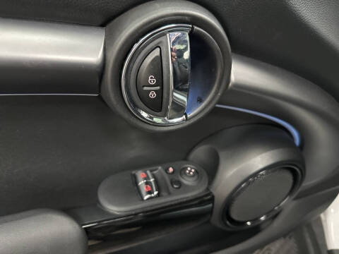 2023 MINI Hardtop 2 Door Cooper