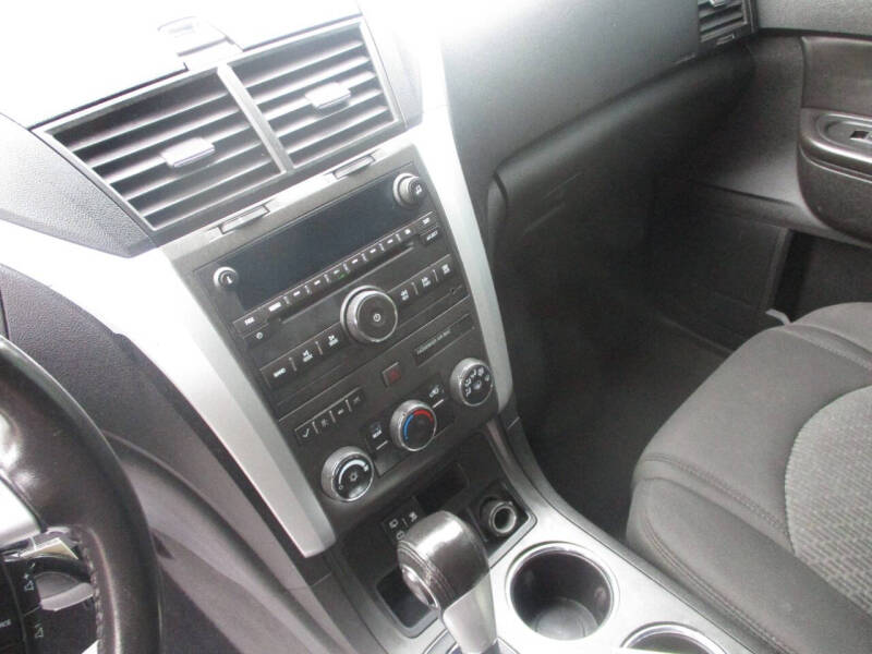 2011 Chevrolet Traverse LT