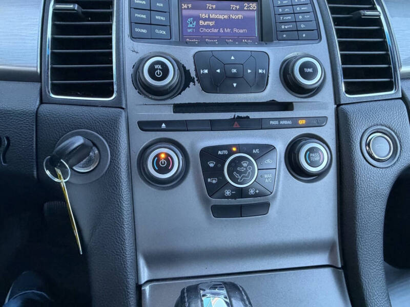 2018 Ford Taurus SEL