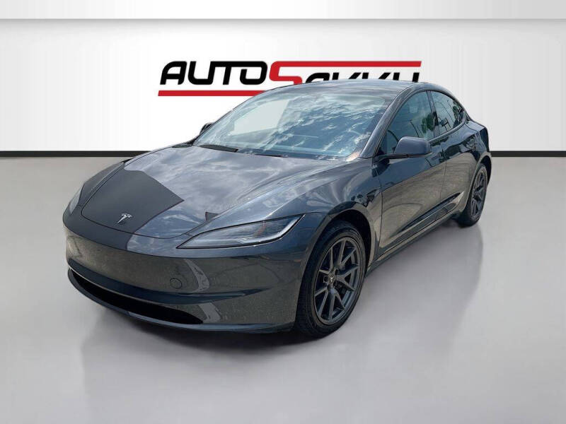 2025 Tesla Model 3 Long Range