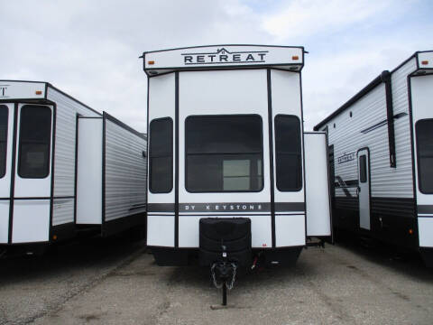 2022 Keystone Retreat 39 FLFT for sale at Lakota RV - New Park Trailers in Lakota ND