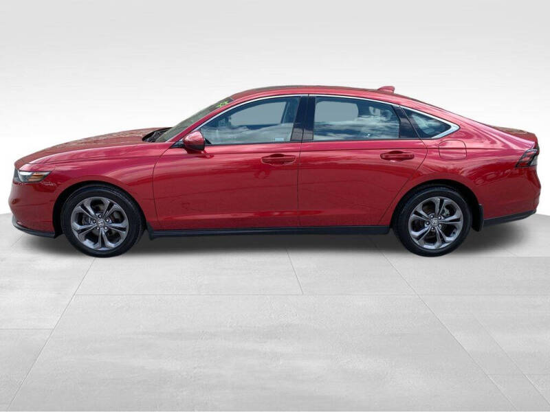 Used 2024 Honda Accord EX with VIN 1HGCY1F39RA035870 for sale in Maysville, KY