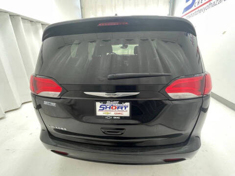 2024 Chrysler Voyager LX