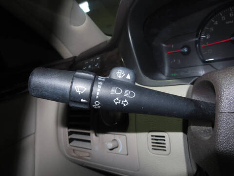 2011 Cadillac DTS Luxury Collection