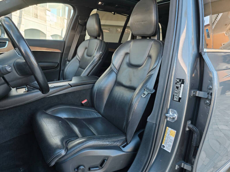 2017 Volvo XC90 T6 Inscription