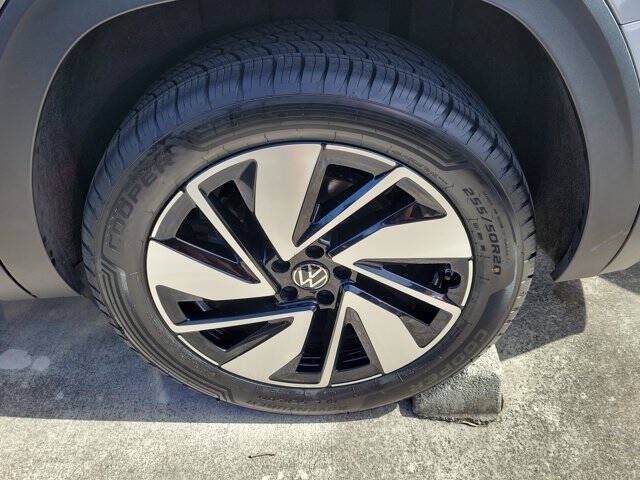 2024 Volkswagen Atlas SE