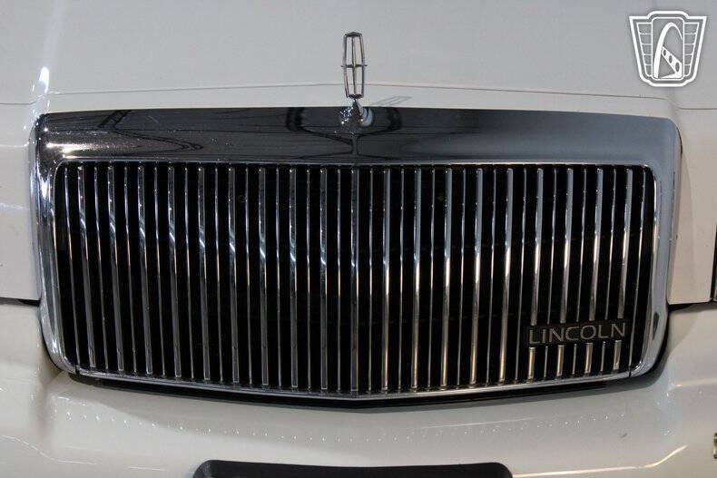 1996 Lincoln Town Car Executive