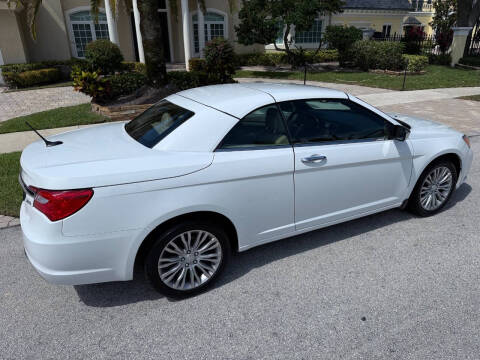 2011 Chrysler 200 Limited