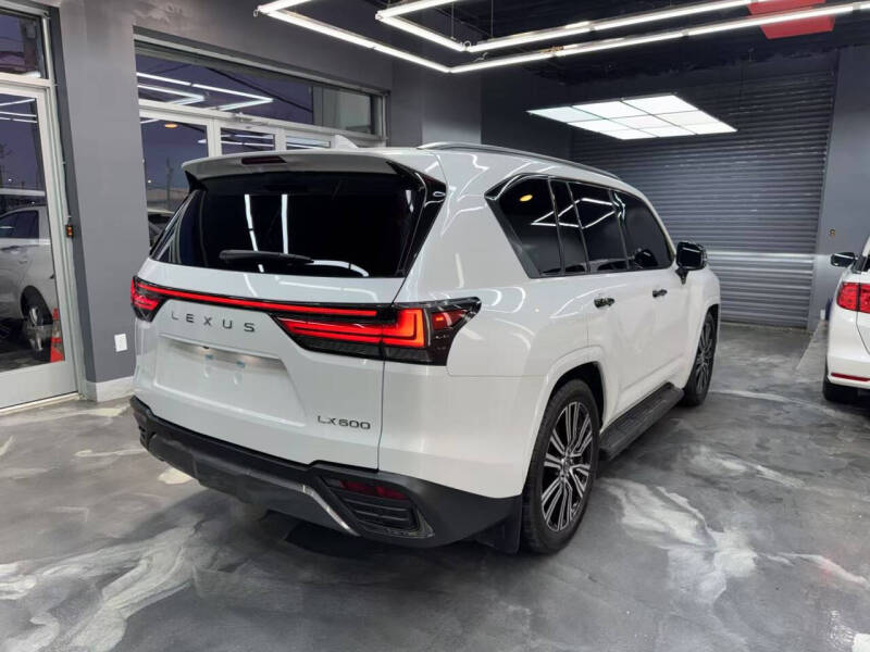 2024 Lexus LX 600 Luxury