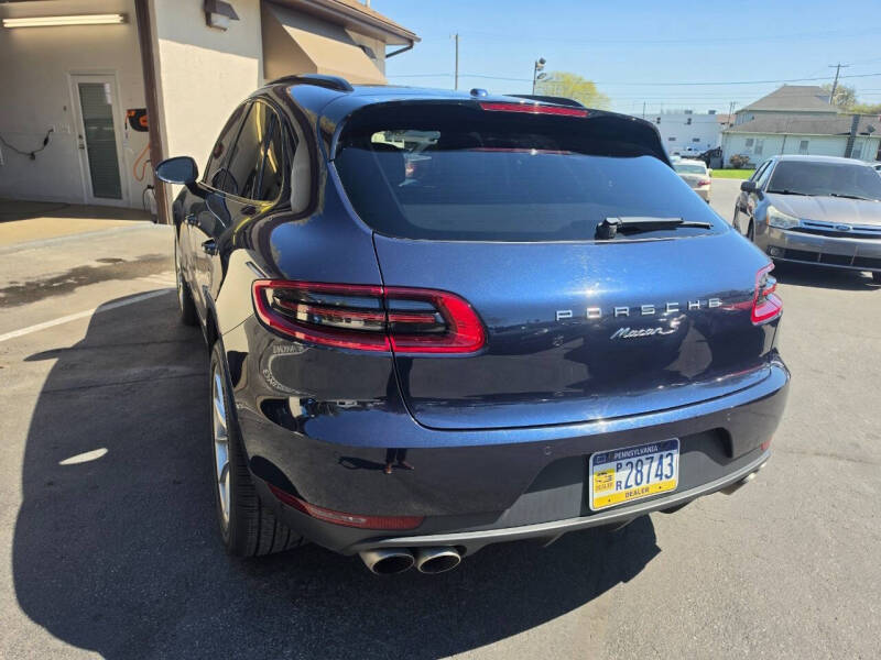 2017 Porsche Macan S