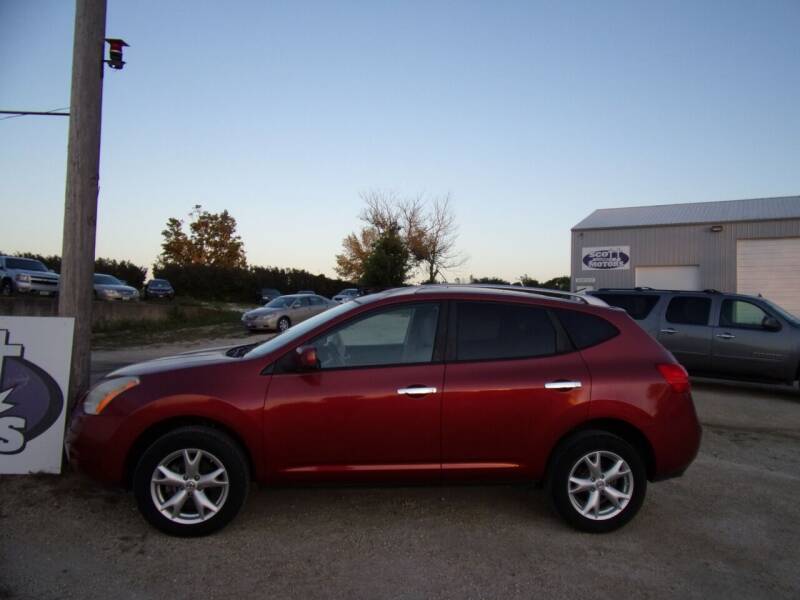 2010 Nissan Rogue for sale at SCOTT FAMILY MOTORS in Springville IA