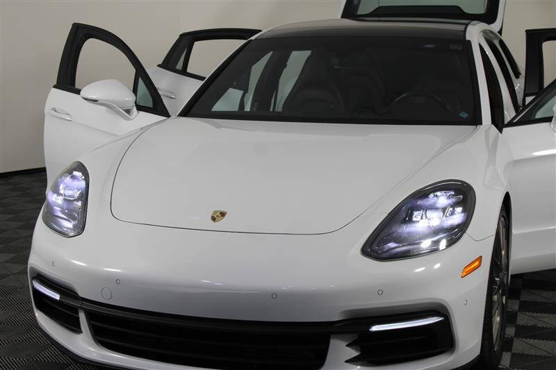 2018 Porsche Panamera