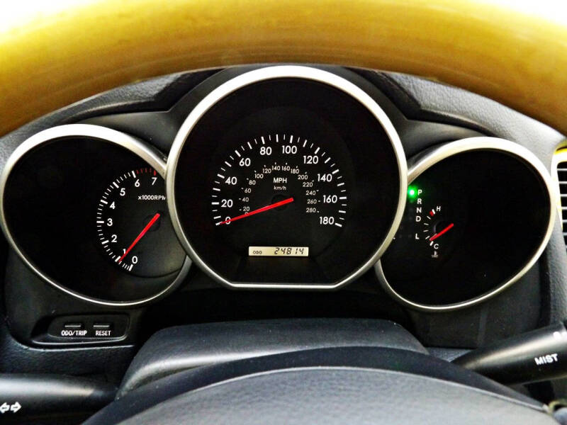 2004 Lexus SC 430
