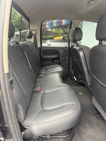 2005 Dodge Ram 1500 SLT