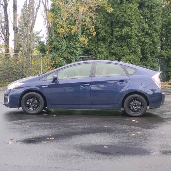 2013 Toyota Prius Four