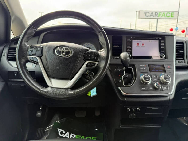 2018 Toyota Sienna