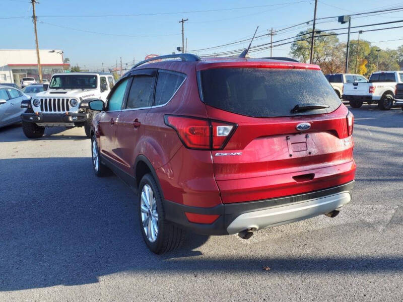 2019 Ford Escape SEL