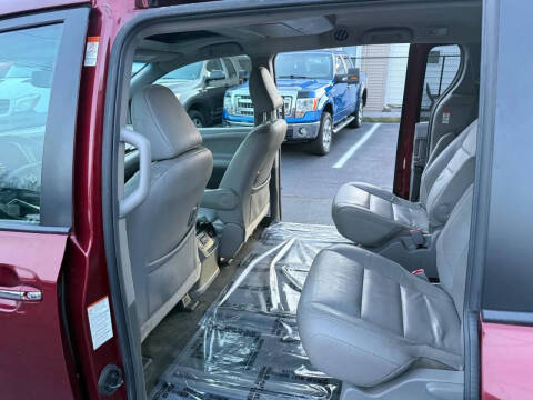 2016 Toyota Sienna