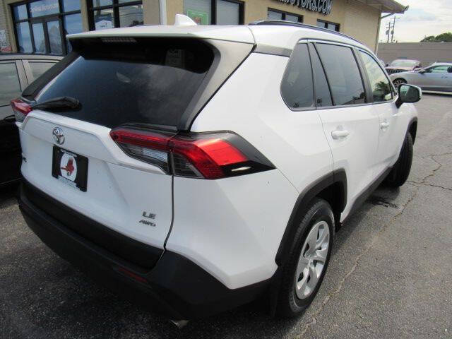 2019 Toyota RAV4 LE