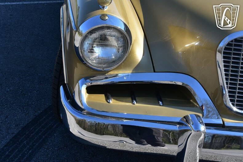 1957 Studebaker Golden Hawk