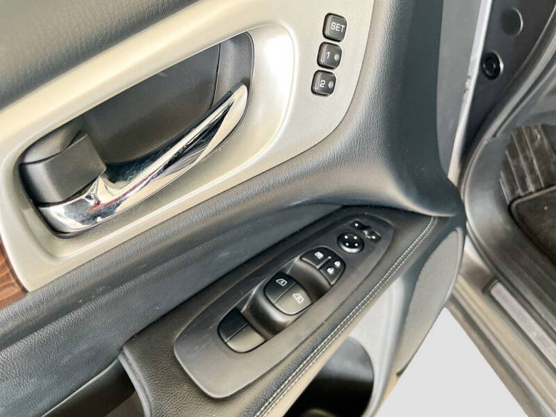 2019 Nissan Pathfinder Platinum