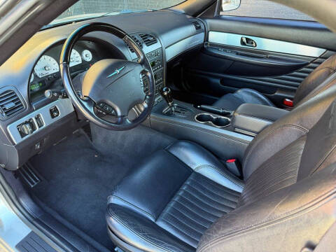 2004 Ford Thunderbird Deluxe