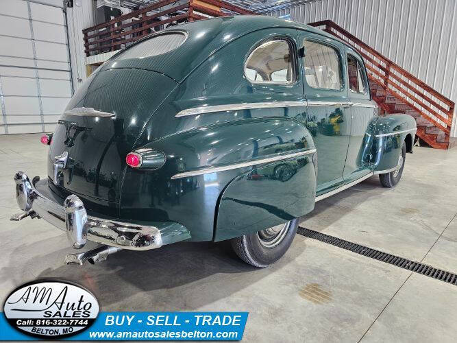 1947 Ford Super Deluxe