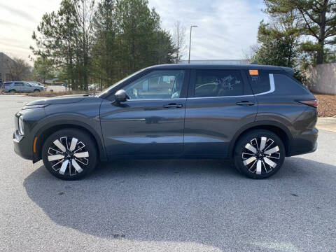 2025 Mitsubishi Outlander SE