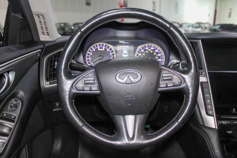 2015 Infiniti Q50