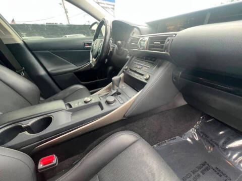 2019 Lexus IS 300