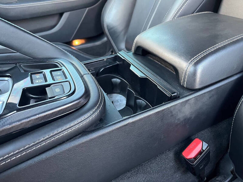 2016 Jaguar F-TYPE R