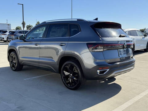 2026 Volkswagen Taos SE