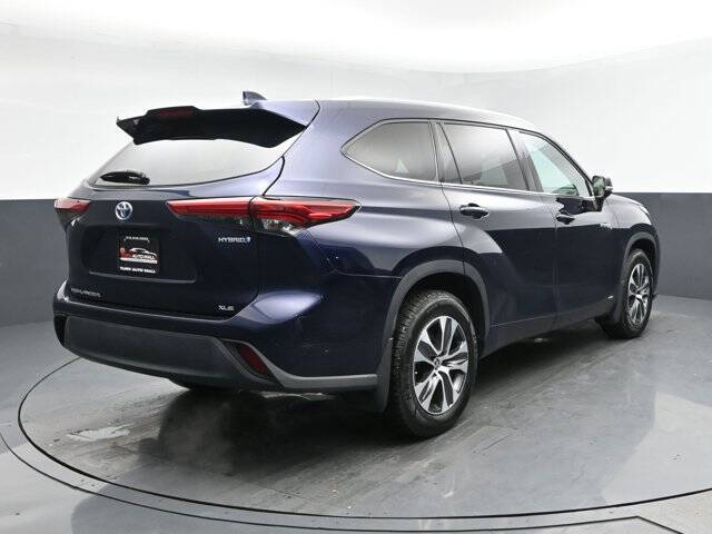 2021 Toyota Highlander Hybrid XLE