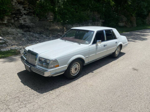 1987 Lincoln Continental for sale at Bogie's Motors in Saint Louis MO