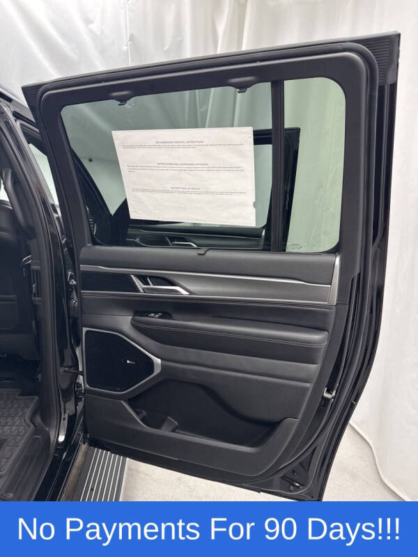 2025 Jeep Wagoneer L Series III