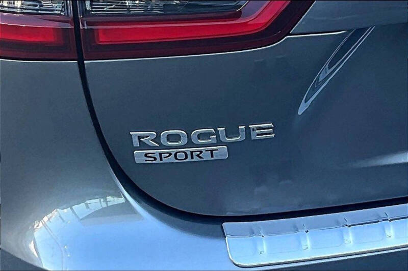2020 Nissan Rogue S
